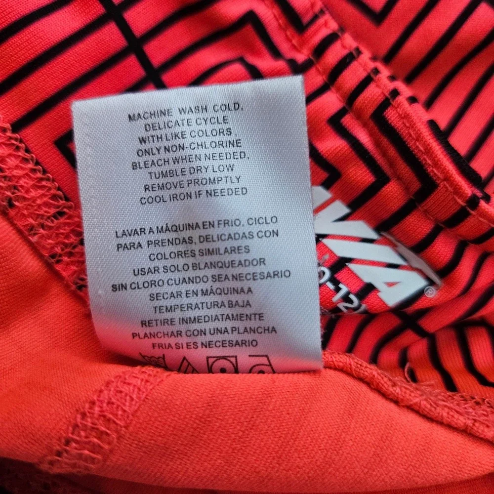 Avia Girls‎ Diva Pink Geometric Maze Athletic Compression Shorts Size L 10-12